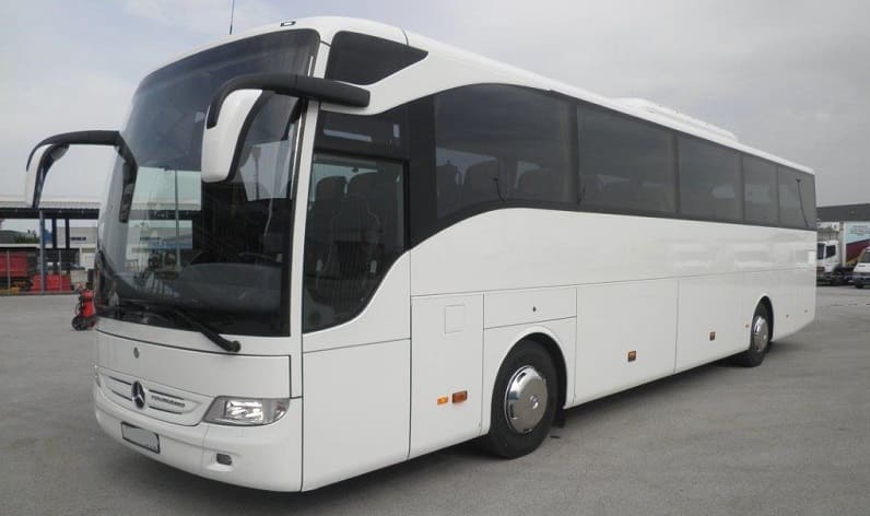 Lower Austria: Bus operator in Krems an der Donau in Krems an der Donau and Austria